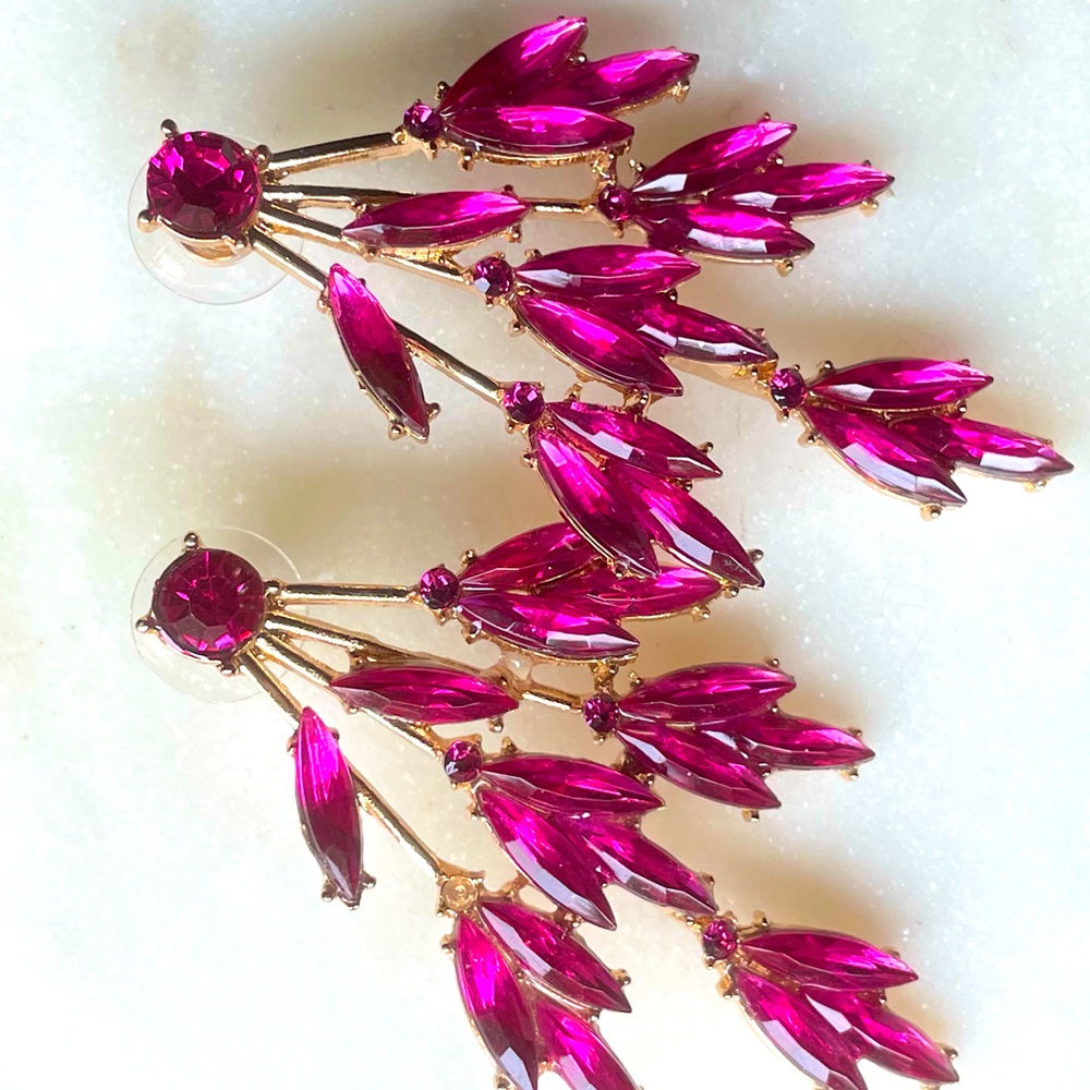 Willow dark pink Leaf Earrings - Picture 10 of 10